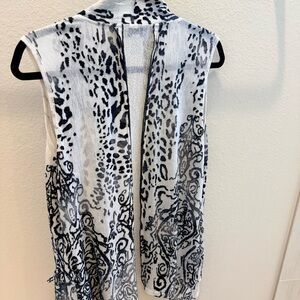 Animal Print Sleeveless Cardigan